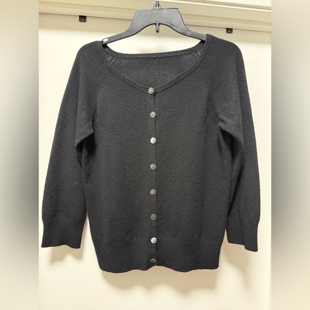 100% Cashmere Women’s Cardigan Sweater